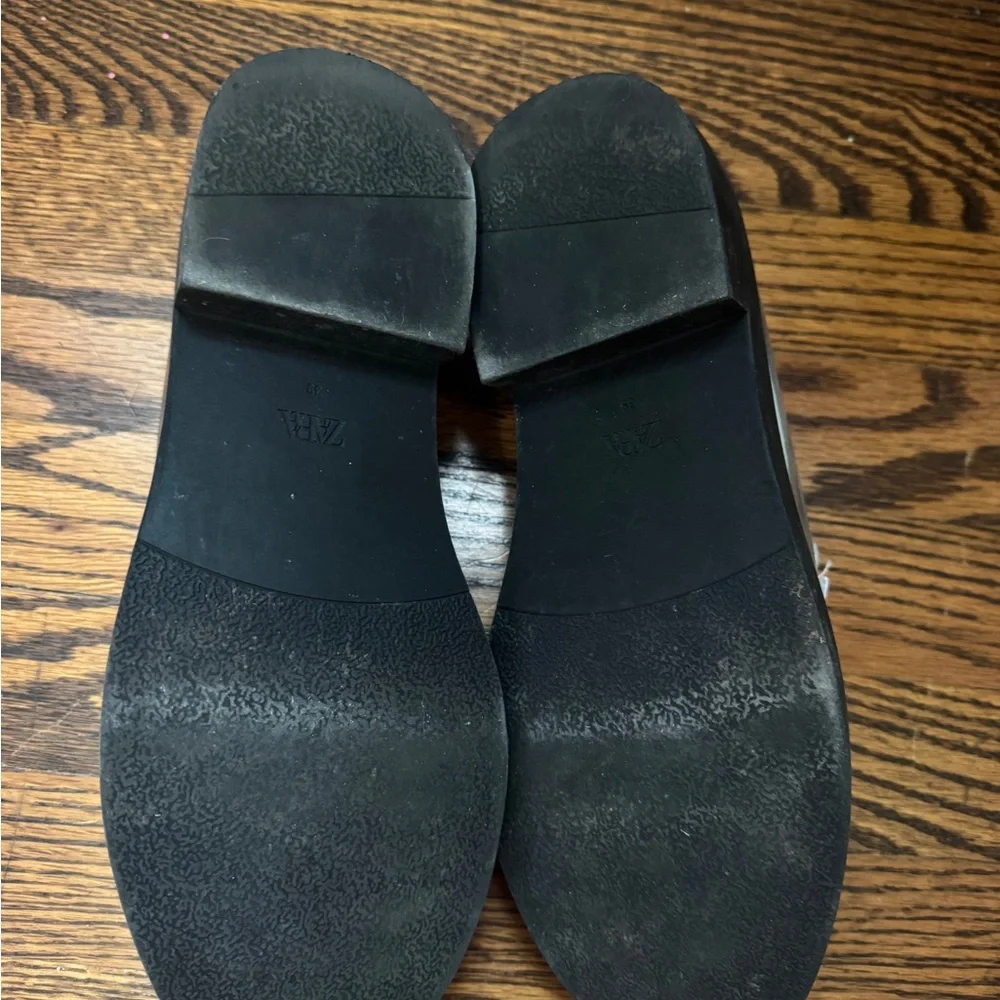 Zara Metallic Silver Loafer